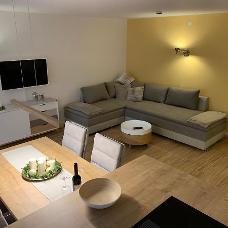 Moderne Ferienwohnung Nahe Swr Und Golfplatz Baden-Baden Exterior photo